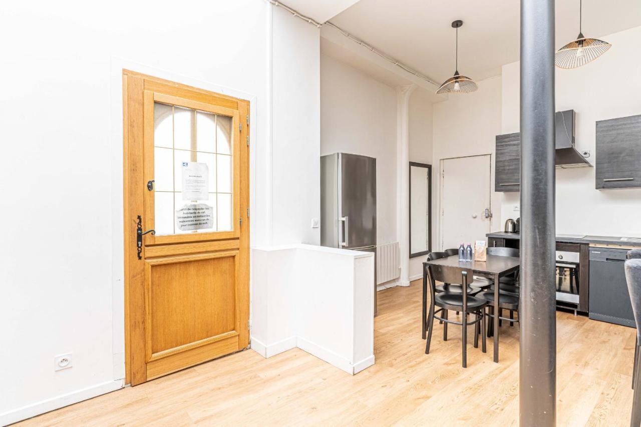 08 Design Flat Republique Apartment Paris Exterior photo