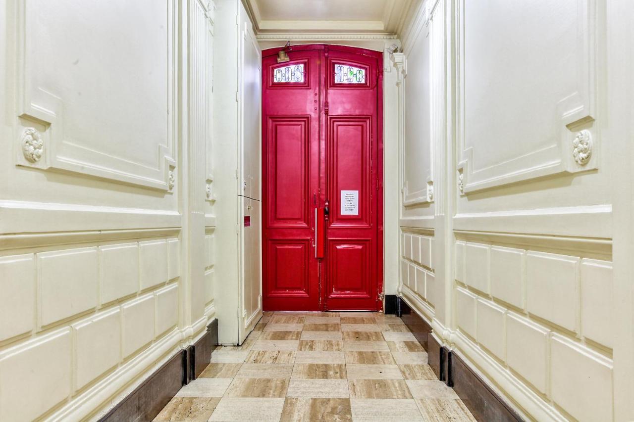 08 Design Flat Republique Apartment Paris Exterior photo